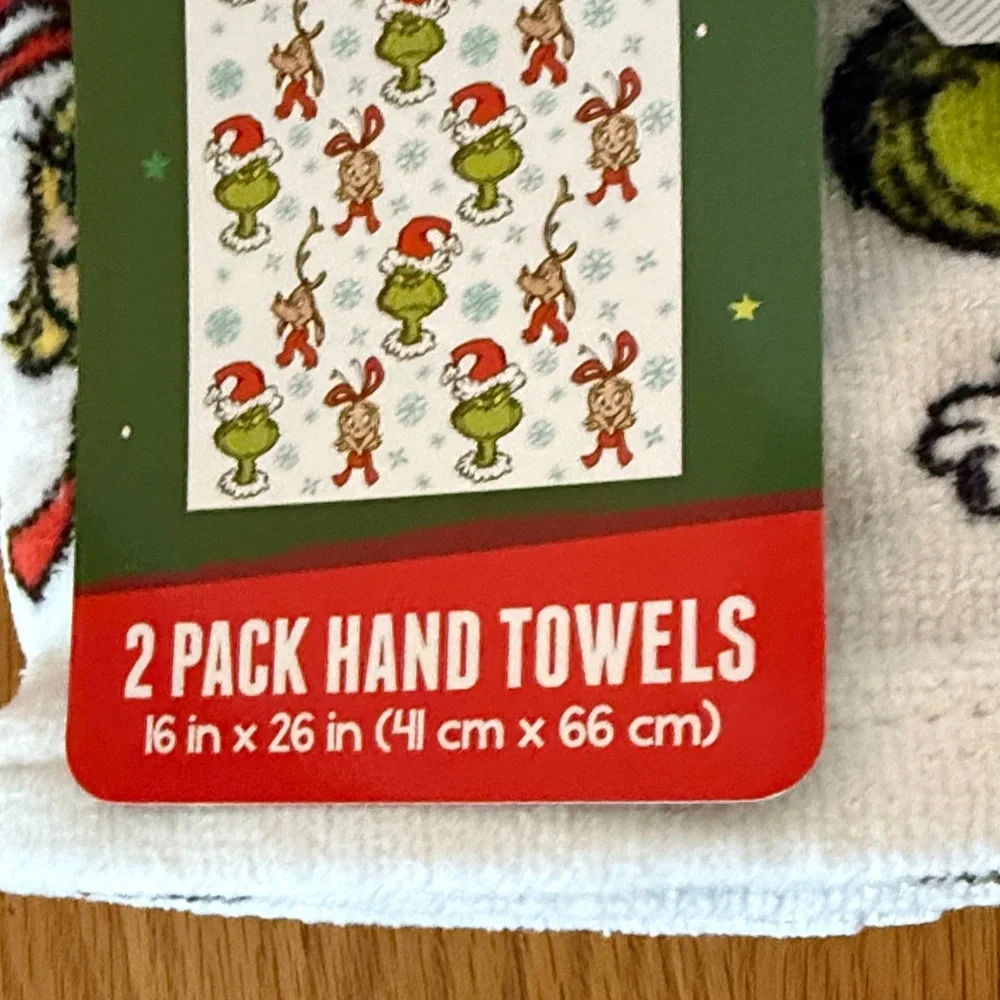 Dr. Seuss Grinch and Cindy Lou Hand Towel - White, Green, Red